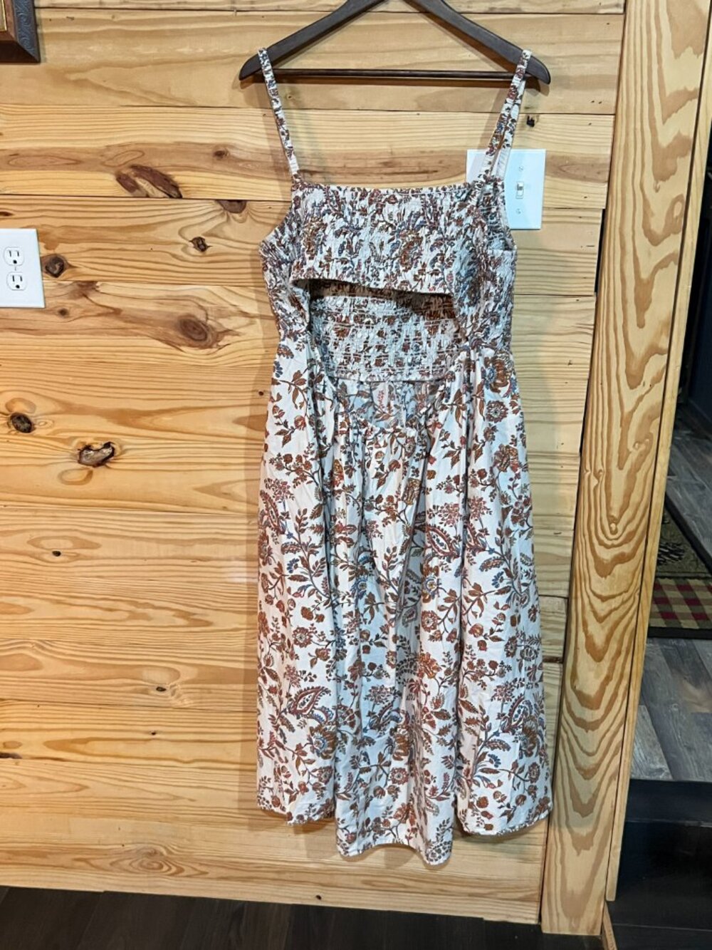 Old Navy Fall Colors Cream Floral Smocked Halter Tiered Maxi Dress Womens 2XL - Picture 2 of 6